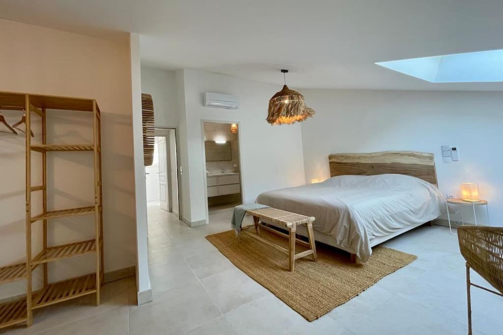 Paillote Perchee A 180 ° Sur La *